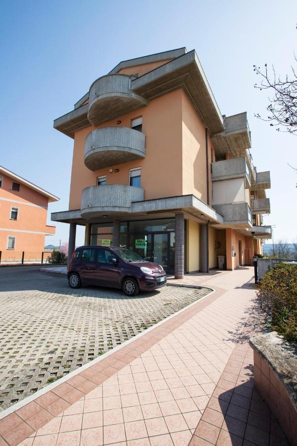 B&B Calima - - Completo Relax Spoltore Exterior photo